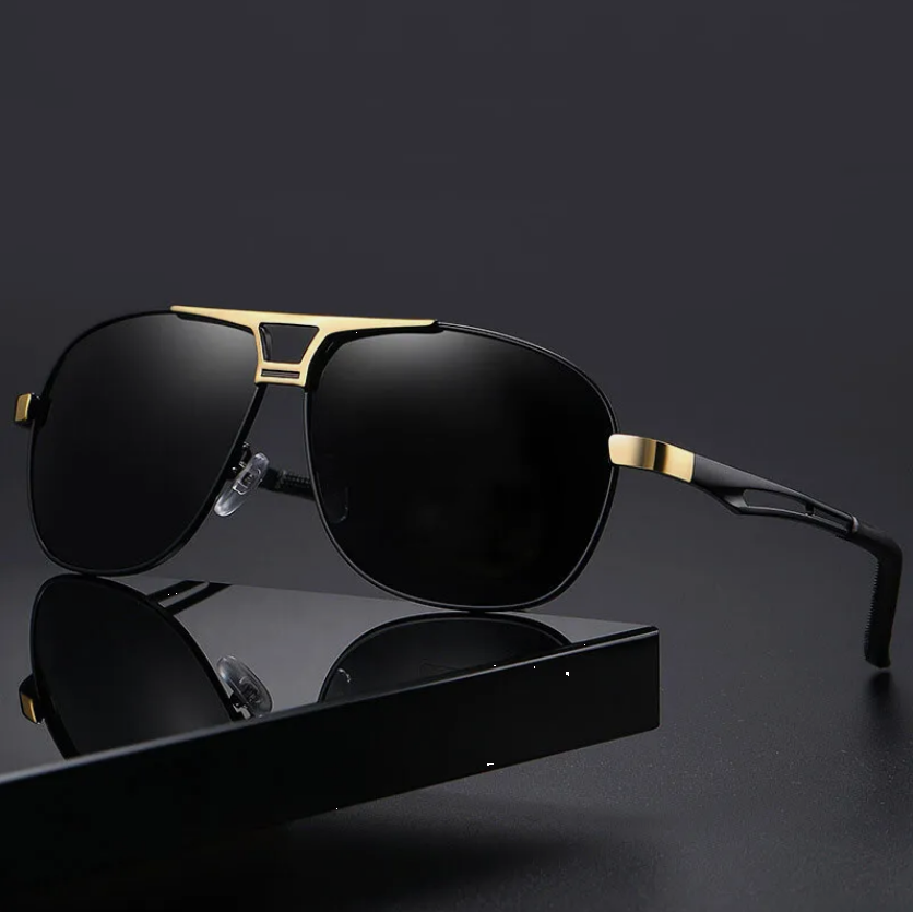 Black and Gold Men's Polarised Aviator Sunglasses with UV400 Protection