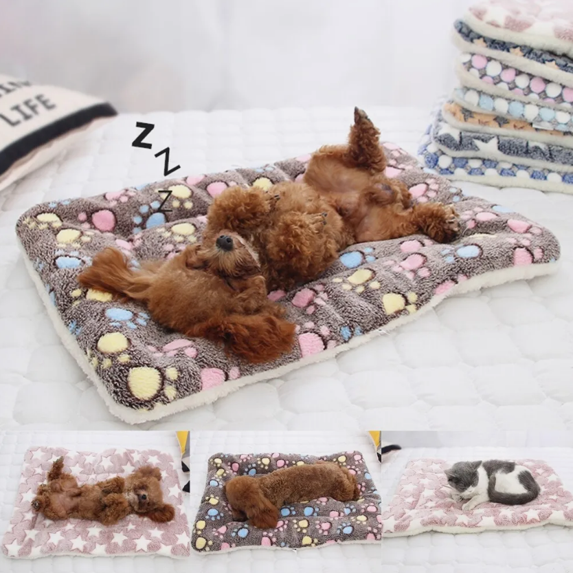 Warm Comfort Pet Blanket Bed Cat Dog Soft Fleece Warm Thermal Mat Rug Pet Beds